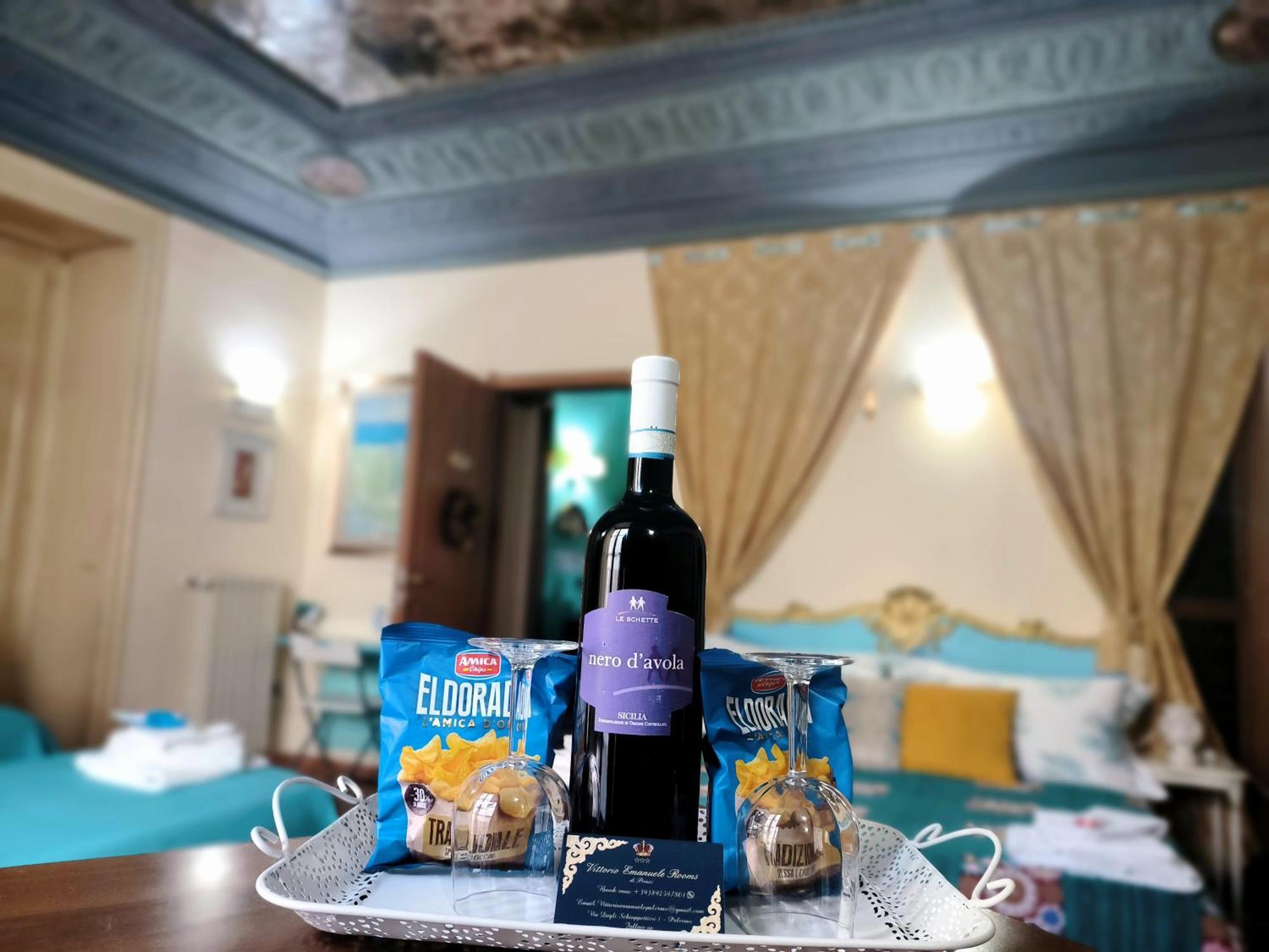 Vittorio Emanuele Rooms Di Prinzi Palermo Exteriör bild